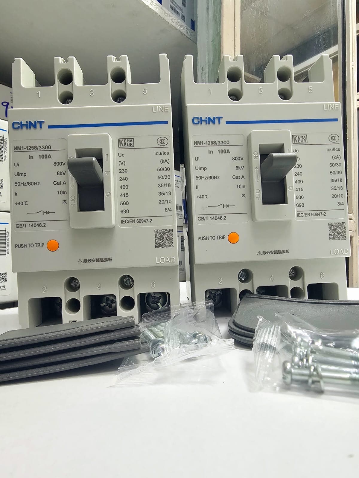 CHINT MCCB WHITE SIZE 3P 100A